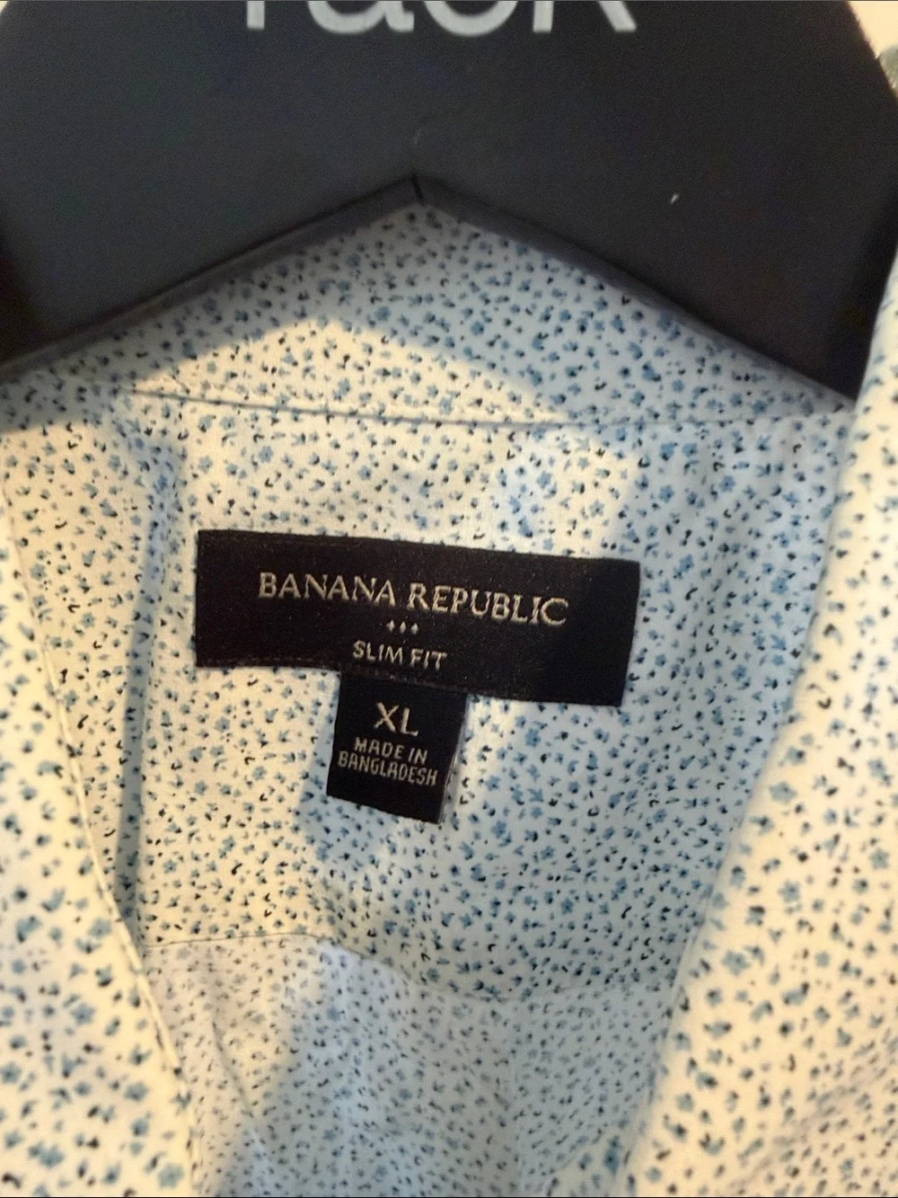Banana Republic Light Blue Microdot Short-Sleeve Button-Down Shirt